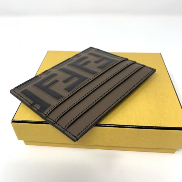 Brand New Fendi FF Logo Cardholder - Picture 3 of 3
